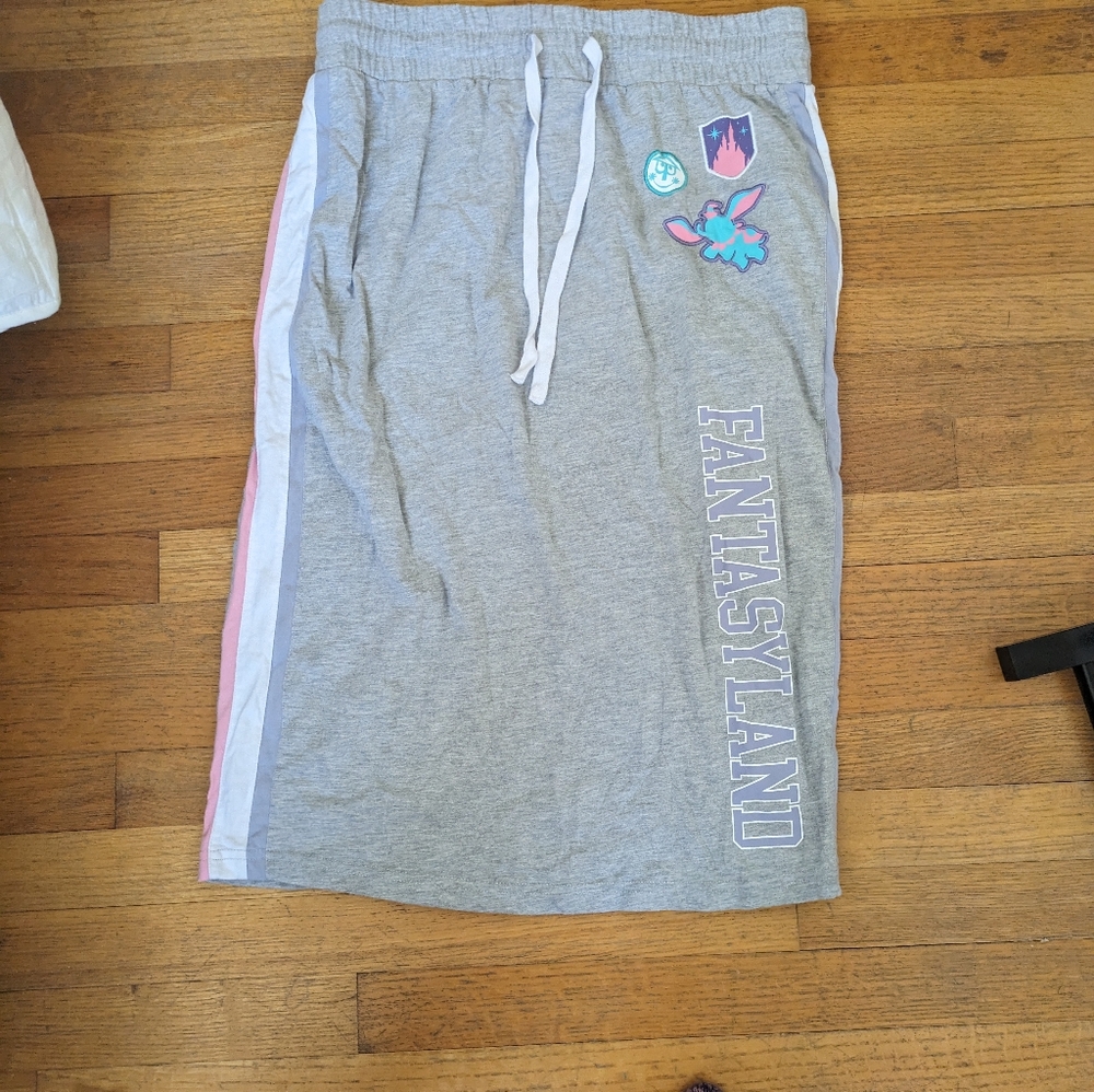Disney skirt - Picture 2 of 5
